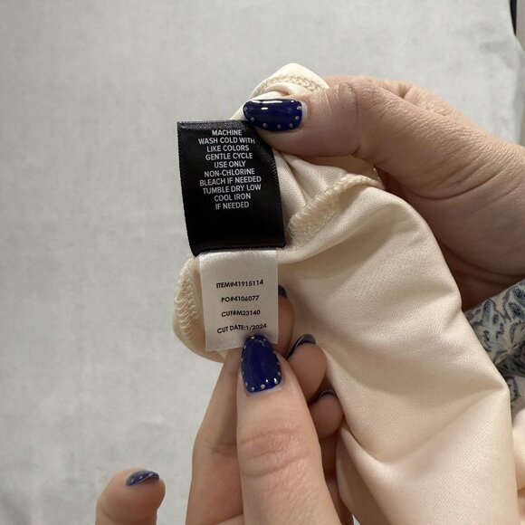 Torrid Dress Womens 1 Cream Blue Floral Boho Maxi V Neck Short Sleeve Plus Size - Picture 9 of 10